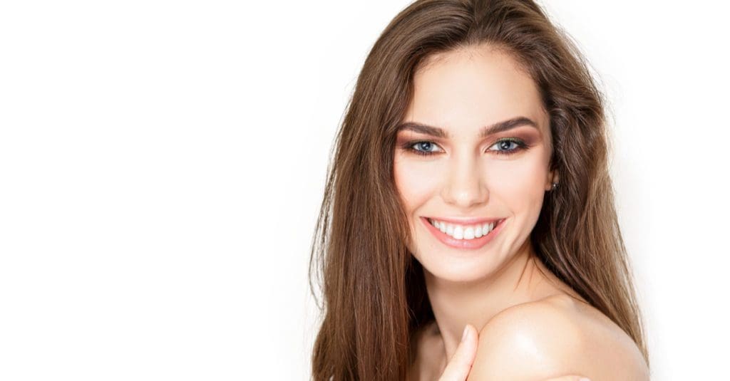 Difference Between Dental Crowns & Veneers, Pros, Cons